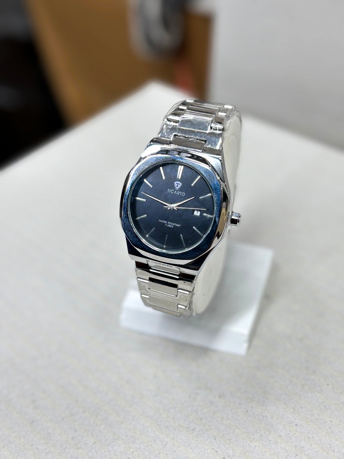 Ticarto Men’s Silver Stainless Steel Quartz Analog Watch with Date Display