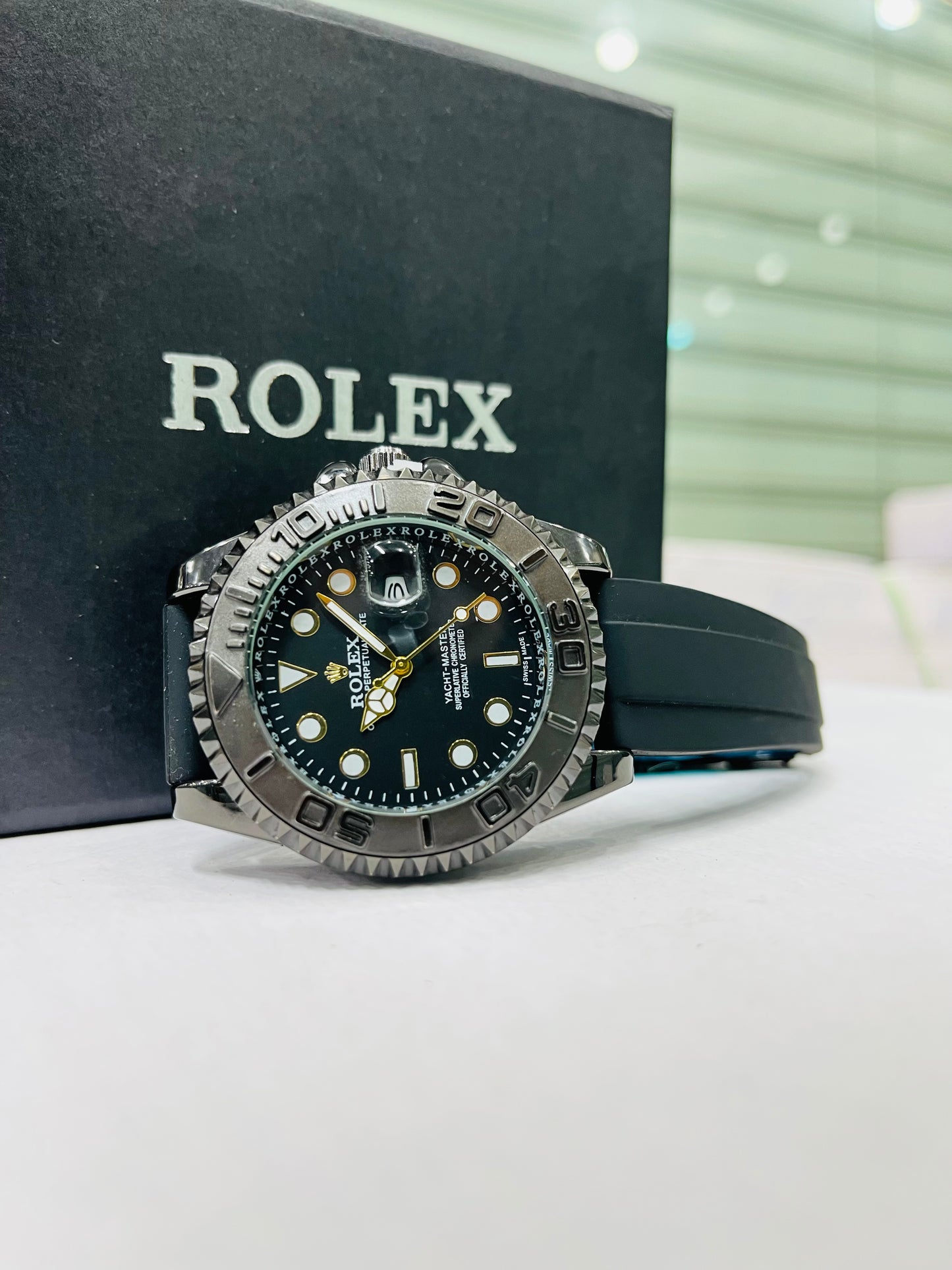 Luxury Black Dial Sports Watch | Men’s Waterproof Analog Wristwatch with Rubber Strap