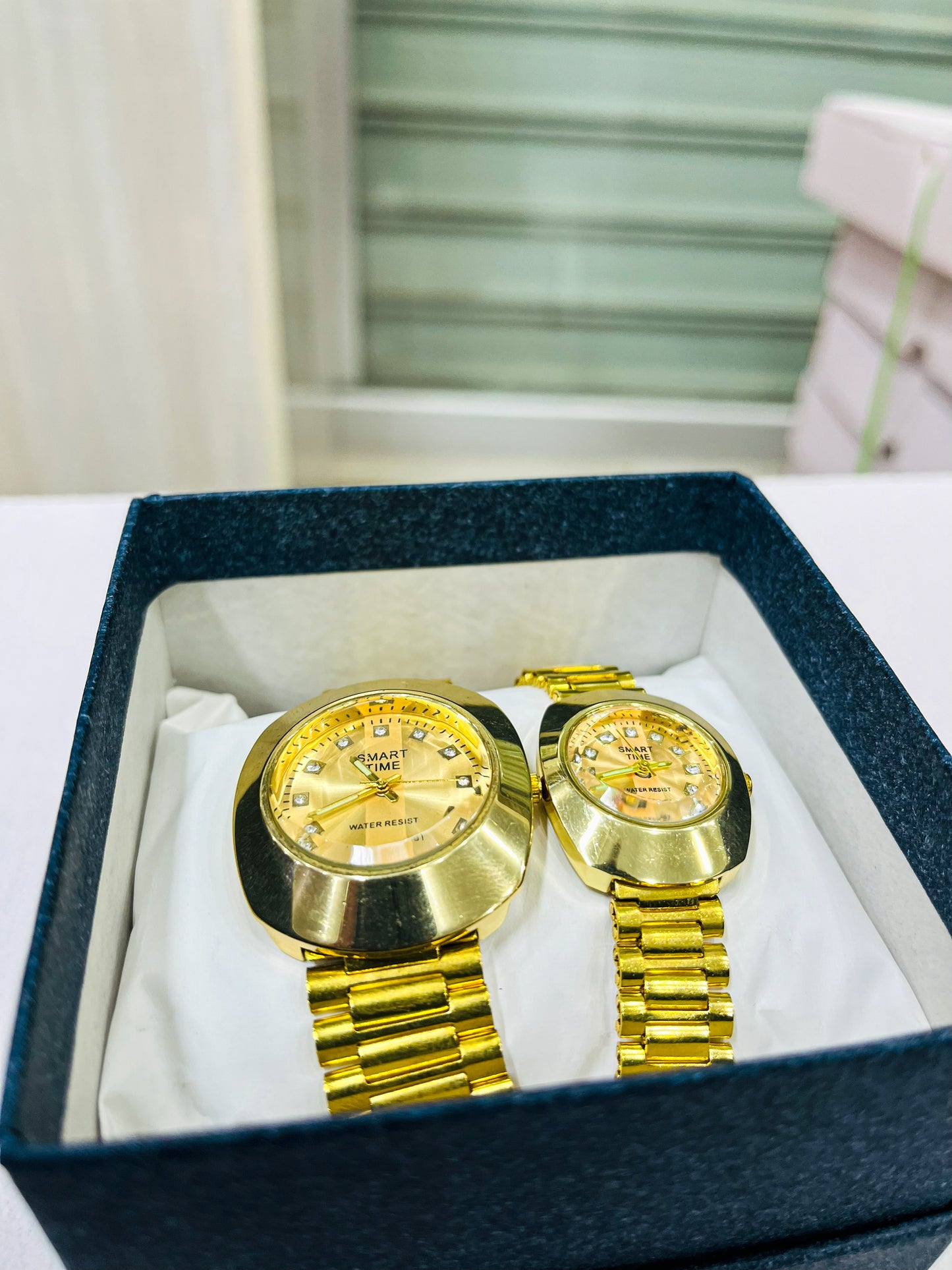 Luxury Gold Couple Watch Set | Matching His & Hers Analog Watches