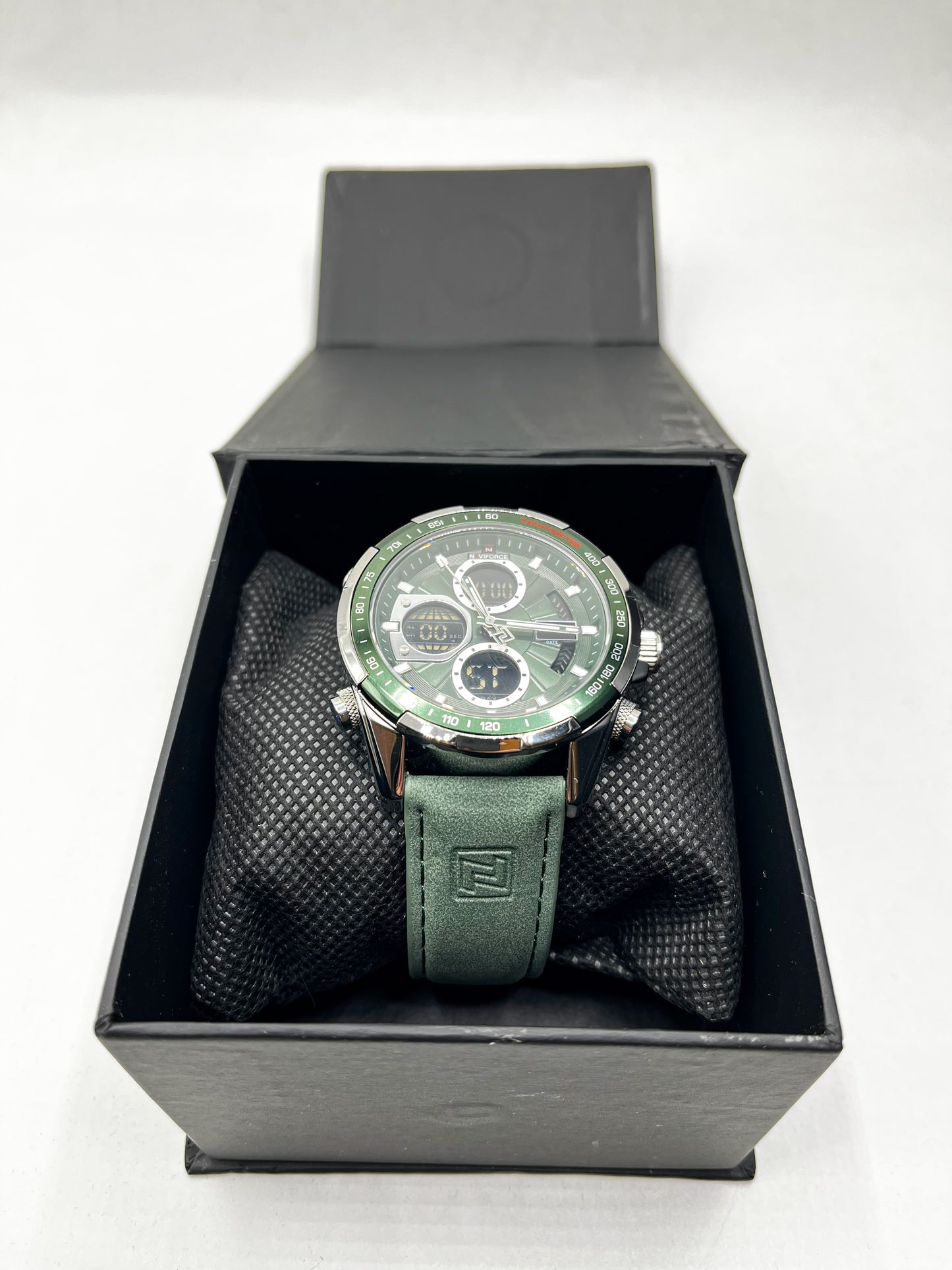 Naviforce Green Chronograph Men’s Watch – Dual Display Military Sports Watch with Leather Strap