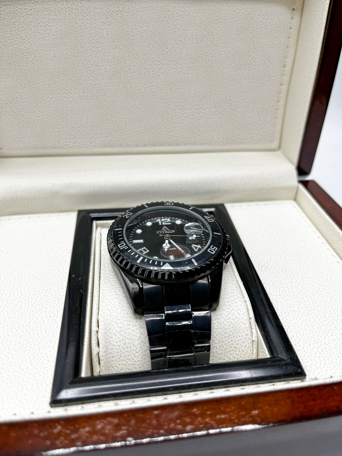 Citron Black Diver Men’s Luxury Quartz Watch – Waterproof Stainless Steel Sport Watch for Men