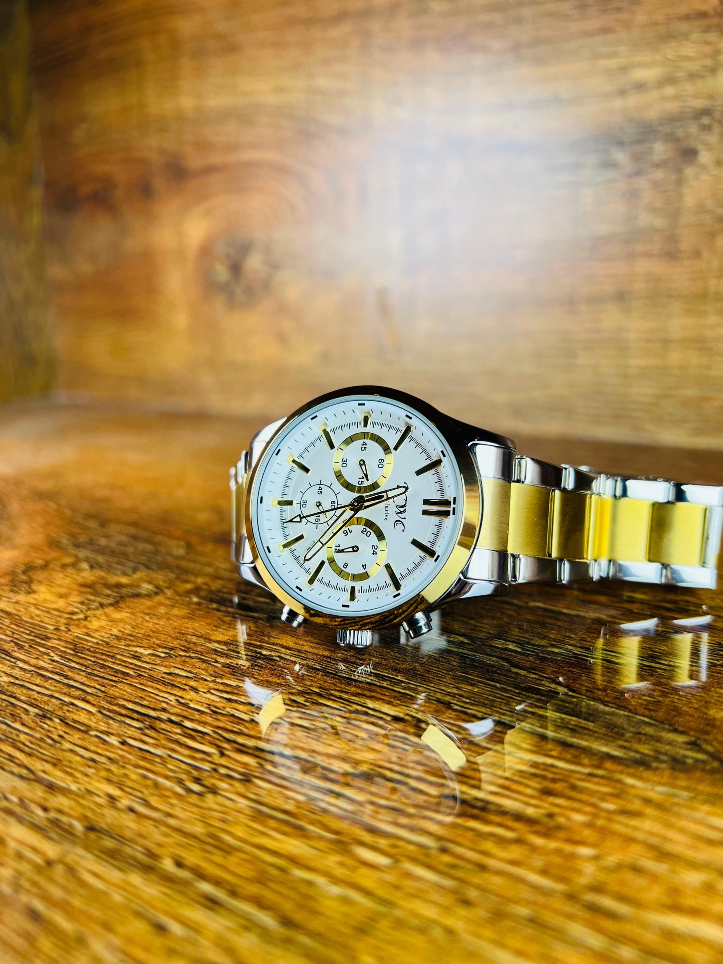 Luxury Gold & Silver Chronograph Men’s Watch – Stainless Steel, Waterproof, Elegant Design | ShahzadaWatches.pk