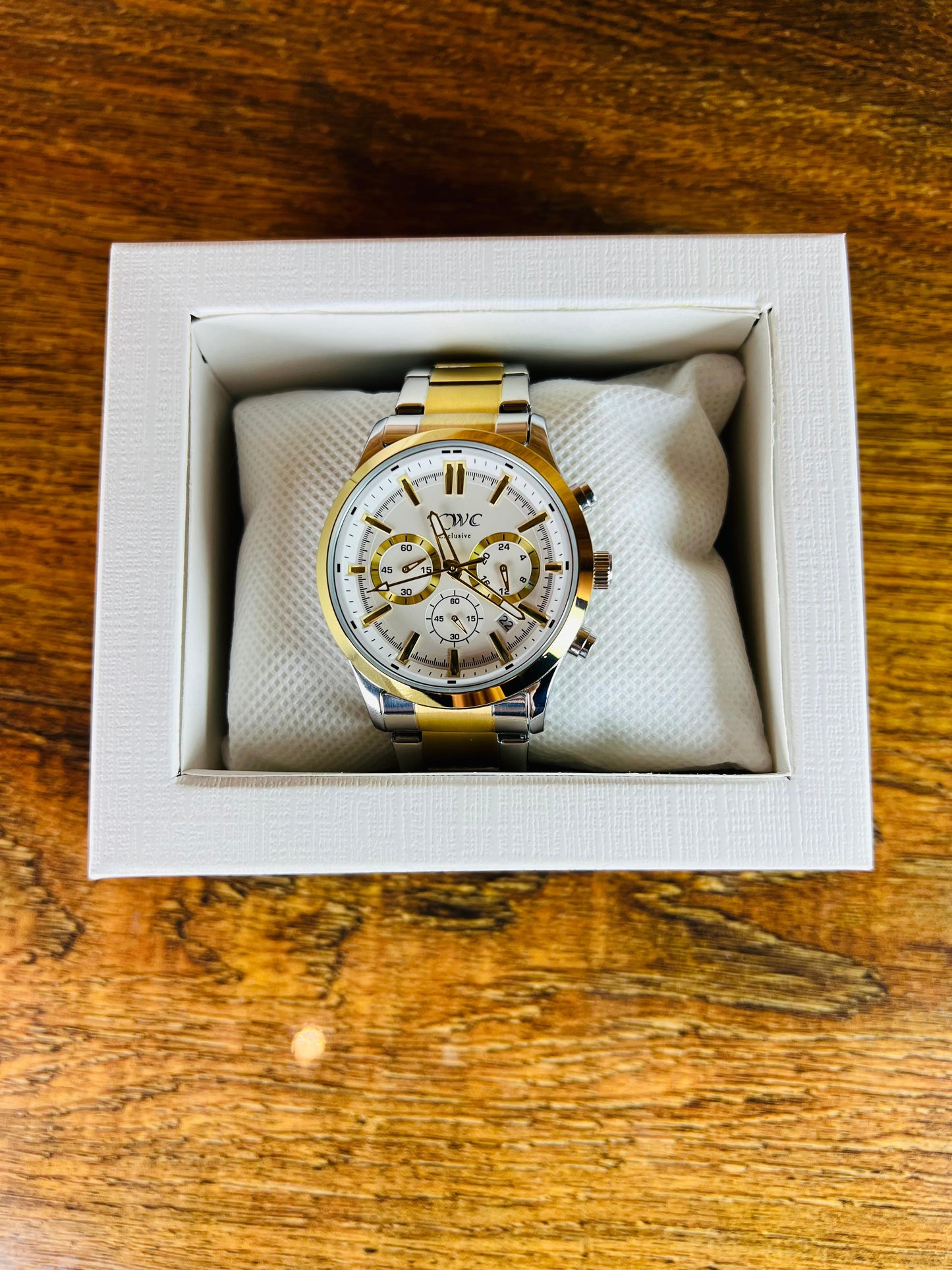 Luxury Gold & Silver Chronograph Men’s Watch – Stainless Steel, Waterproof, Elegant Design | ShahzadaWatches.pk